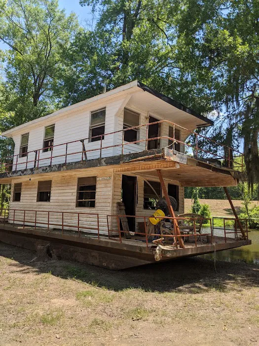 Joey's Moon Lake Marina Picture 5