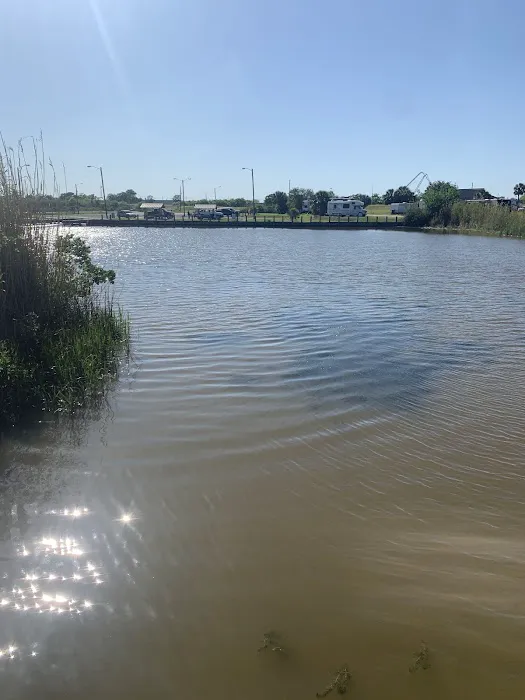 Pleasure Island RV Park Picture 5