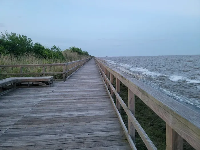 Pleasure Island RV Park Picture 1
