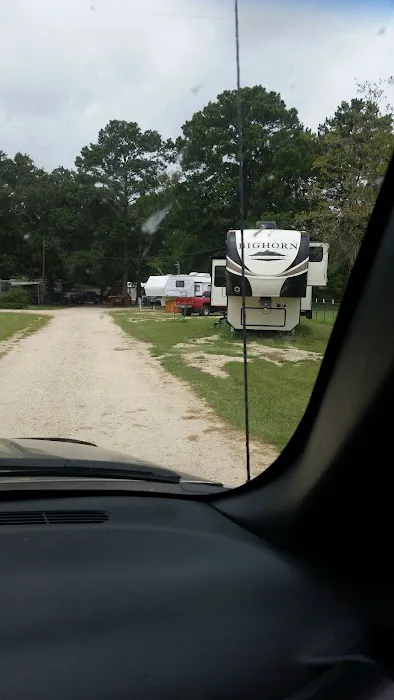 New Waverly RV Park Picture 1