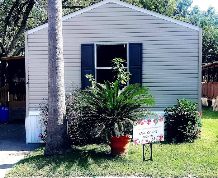 Bramor Place Mobile Home Park Picture 3