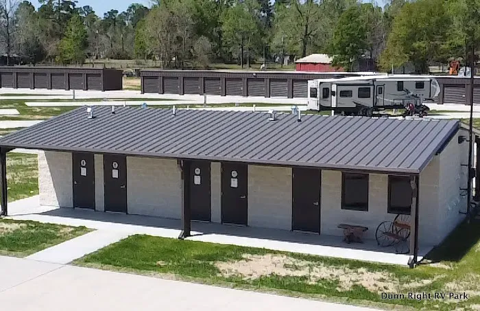 Dunn Right RV Park Picture 6