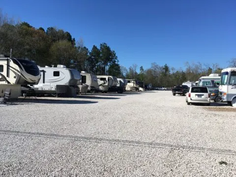 Smith Village RV Park Picture 5