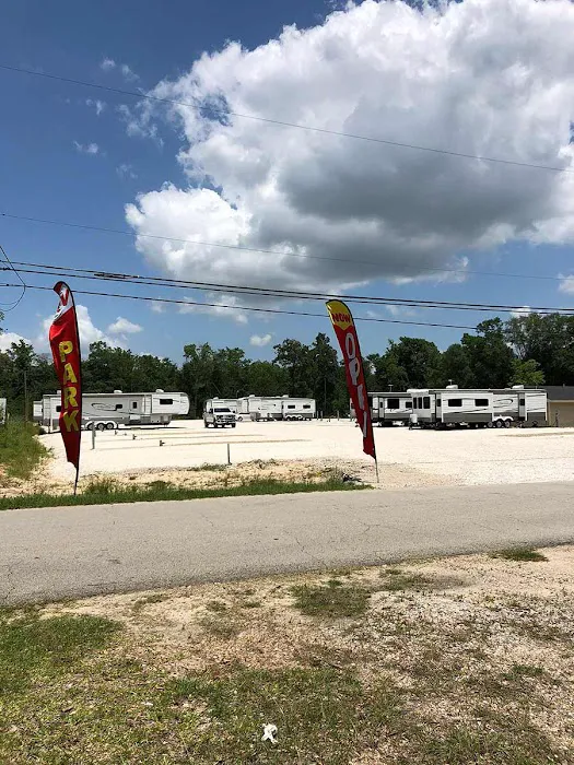 Smith Village RV Park Picture 8