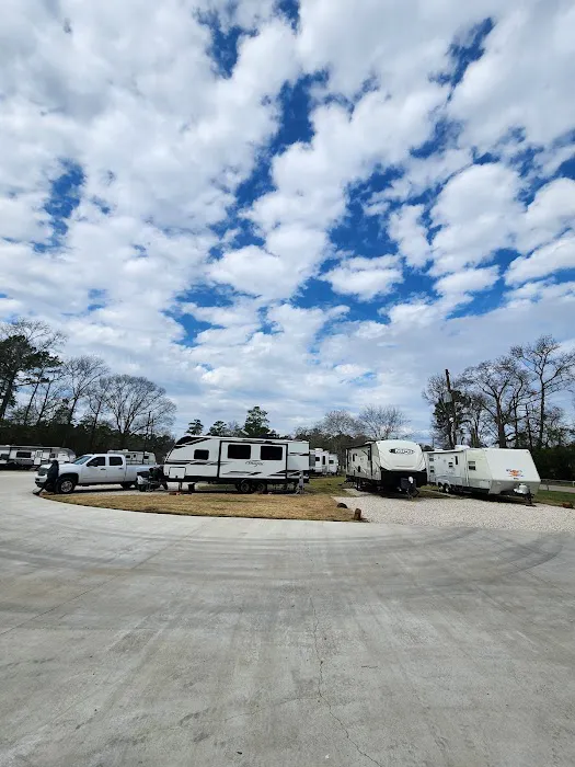 Lazy L RV Park Picture 4