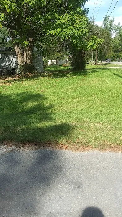 Shady Oaks RV & Mobile Home Park Picture 7