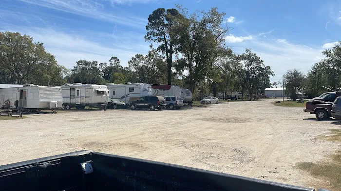 S & S RV Park Picture 2