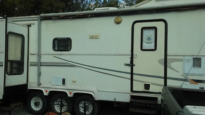 Rogers RV Park Picture 4