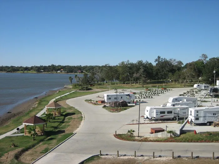San Jacinto Riverfront RV Resort Picture 3