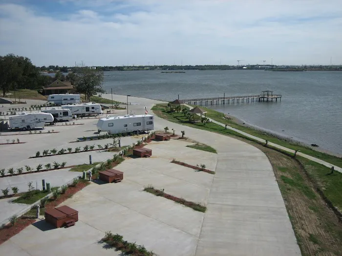 San Jacinto Riverfront RV Resort Picture 9
