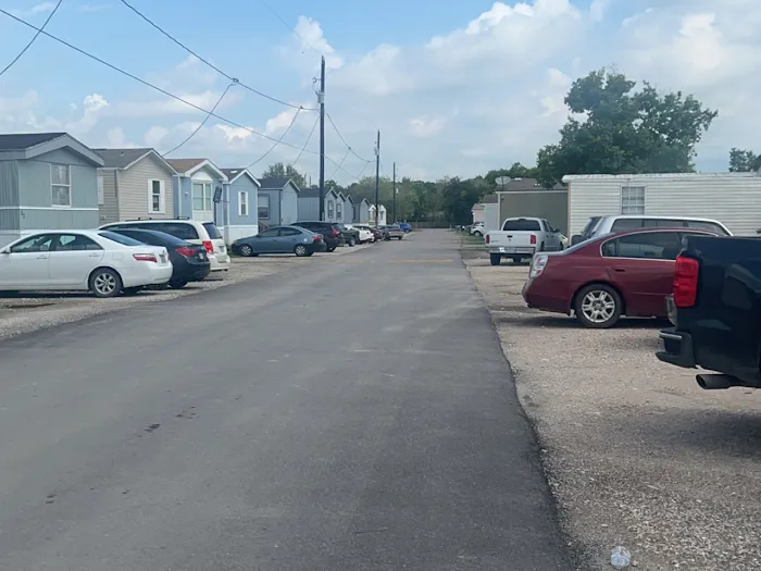 Baytown Shores Picture 6