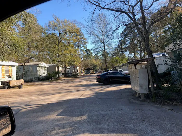 Woodland Hills Mobile Home Community Picture 7