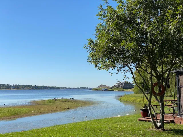 Lake Conroe RV Campground by Rjourney Picture 2