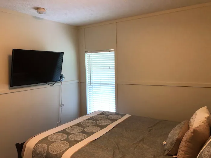 Willis RV Park and Extended Stay Cabins on Lake Conroe Picture 1