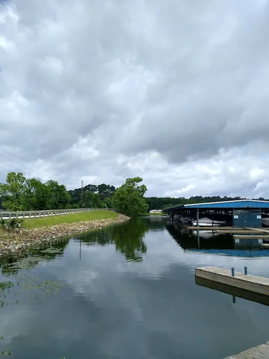 Stow-A-Way Marina and RV Park Picture 4