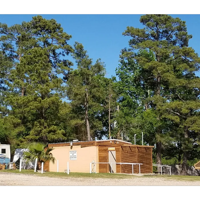 Lochness Marina & RV Park Picture 9