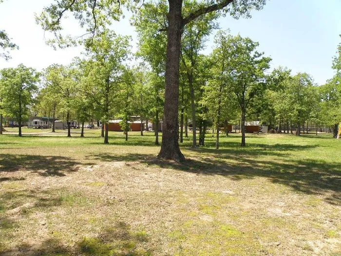 The Oaks of Alba RV Community Picture 5