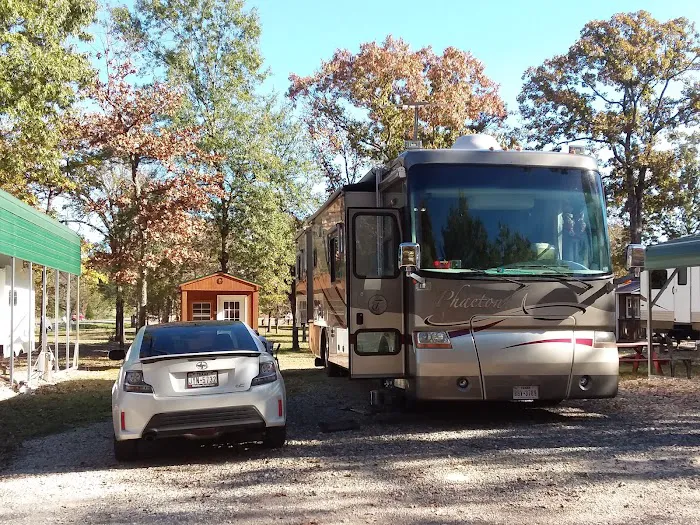The Oaks of Alba RV Community Picture 10