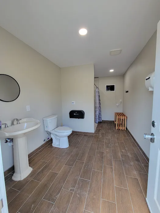 Peace N Quiet RV Picture 2