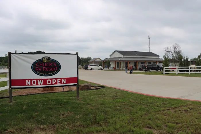 Chuck's RV Resort Picture 5