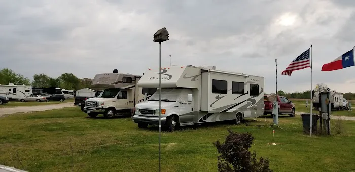 Lone Star RV Ranch Picture 6