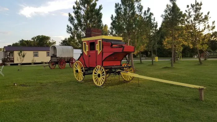 Wagon Train RV Park Picture 4