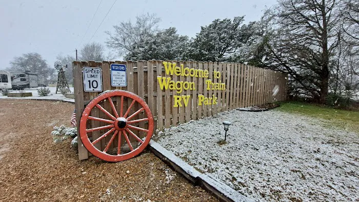 Wagon Train RV Park Picture 5