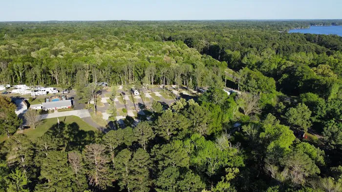 The Pines RV & Cabin Resort Picture 5