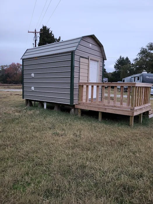 Lake Cypress Springs RV Park Picture 7