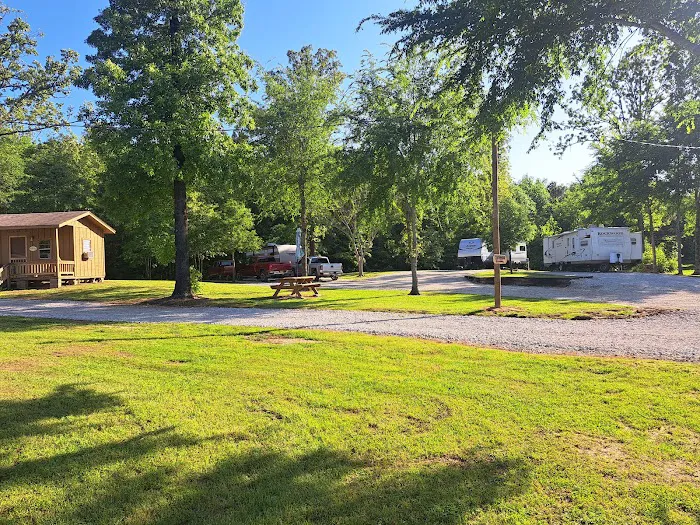 Sunset Pines RV Park Picture 3
