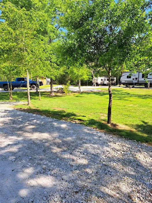 Sunset Pines RV Park Picture 6