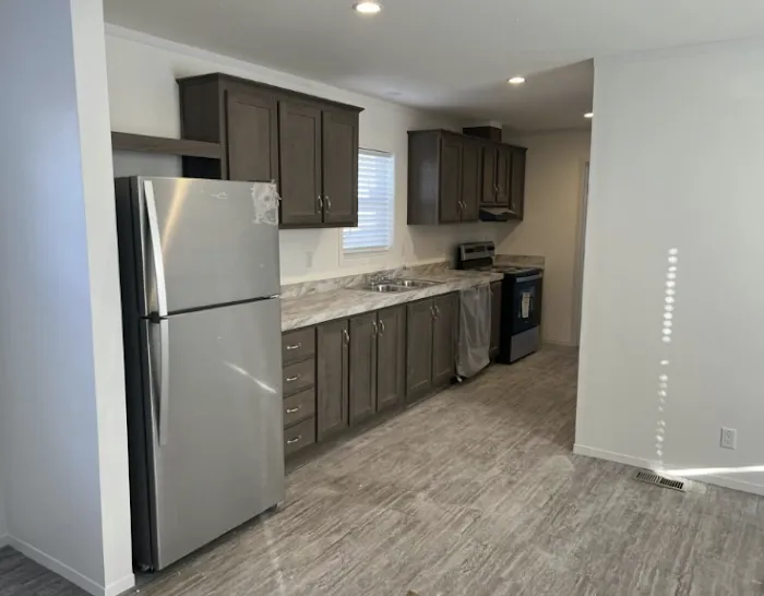 Azalea Garden Community Picture 1