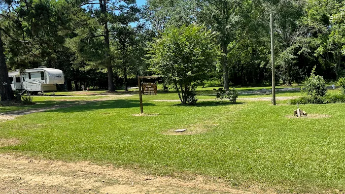 Sandy Lick Creek RV Park Picture 2