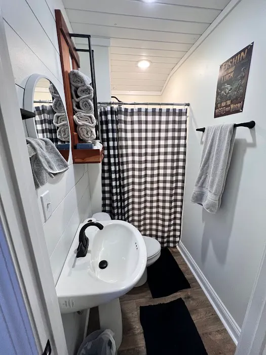 The oaks on bussey Picture 3