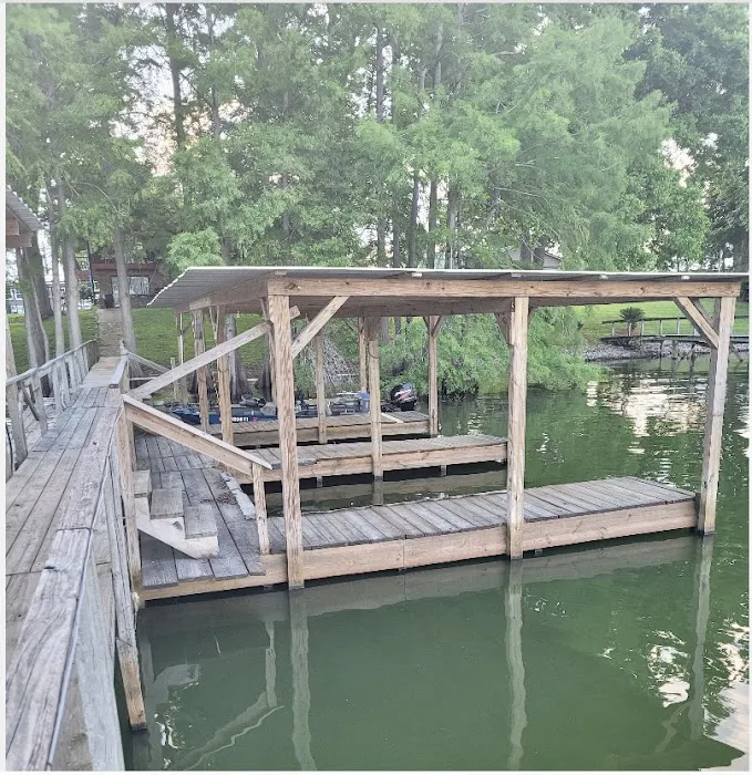 Tom Bell's rv park, boat landing and trailer rentals Picture 5