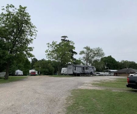Pin Oak RV Park