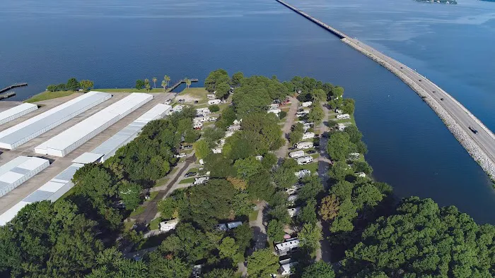 Sunset Shores On Lake Conroe Picture 1