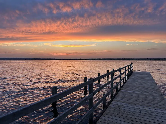 Sunset Shores On Lake Conroe Picture 8