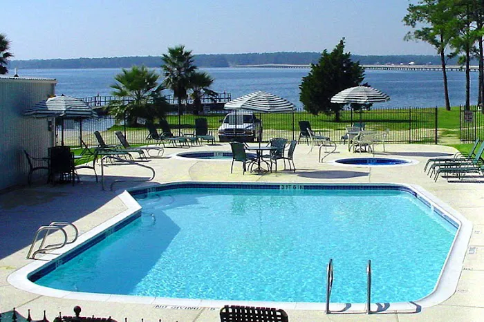 Sunset Shores On Lake Conroe Picture 3