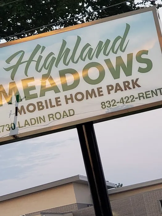 Highland Meadows RV & Mobile Home Park Picture 4