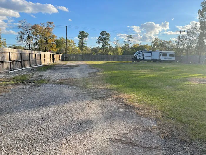 East houston RV park Picture 5
