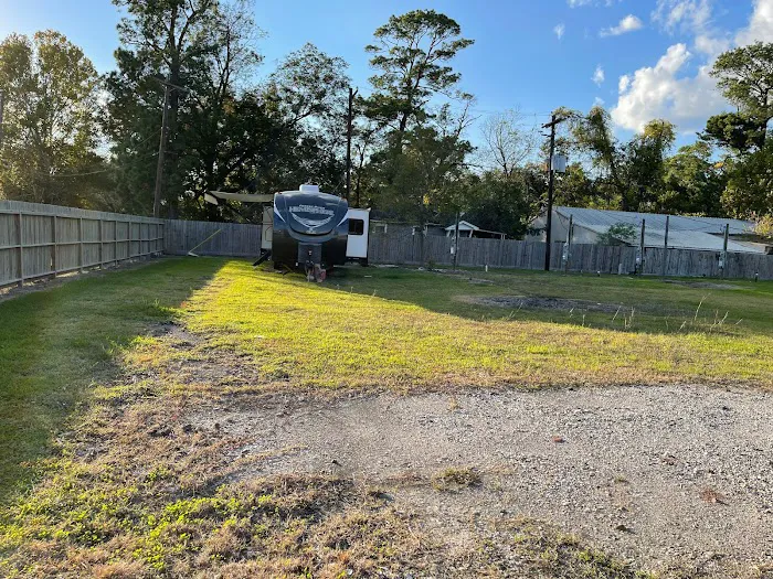 East houston RV park Picture 6