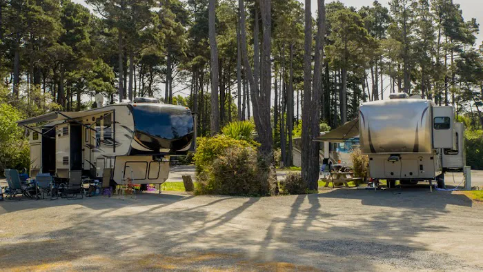 Eastpark Village RV Park - Rural & Relaxing RV Life in Channelview, Texas Picture 1