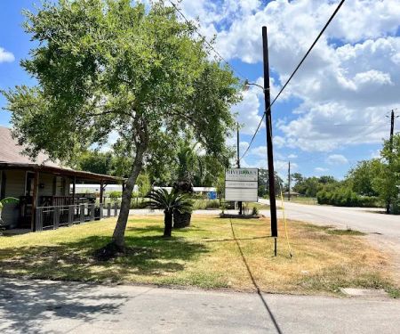 River Oaks RV & Mobile Home Park