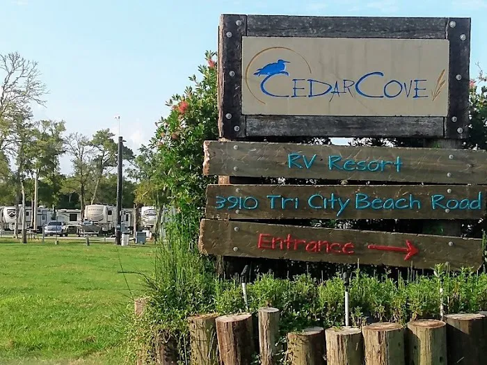Cedar Cove RV Resort Picture 2