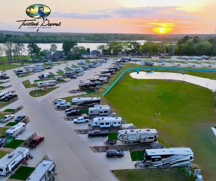Twisted Parrot Luxury RV Resort Picture 1