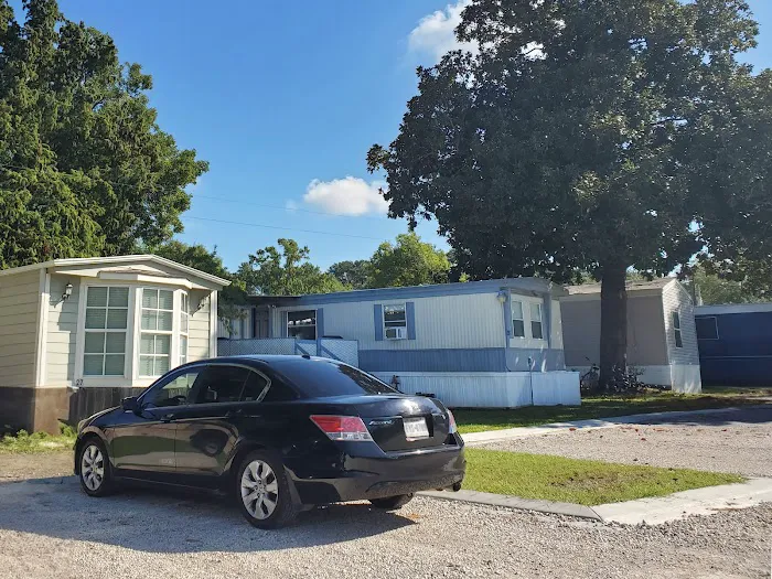 Lazy Lane Manufactured Home Community Picture 1