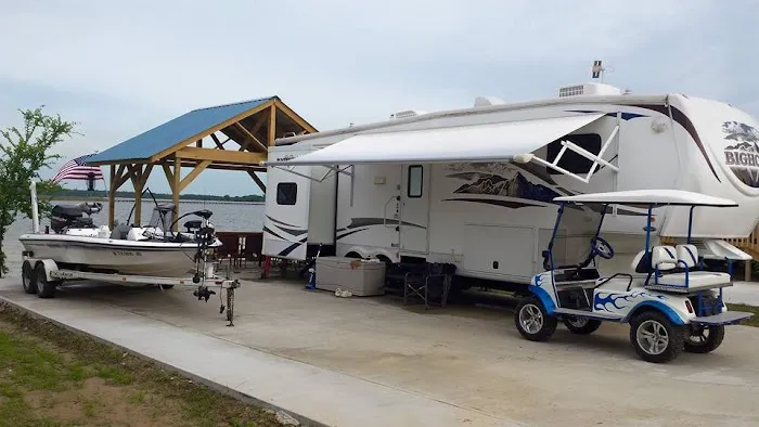 Caney Point RV Resort Picture 6
