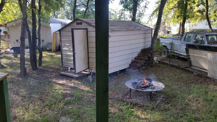 Hangout Cove, RV Park Picture 1