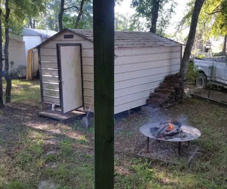 Hangout Cove, RV Park